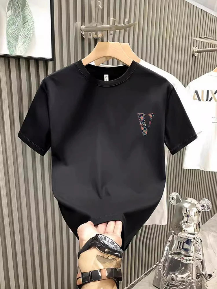 V Streetwear T-shirt - Bold Comfort & Style – BONBINX STORE